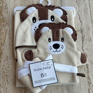 NEW 🆕 Lion 5-piece Bath Set - hooded towel, wash mitt, 3 washcloths